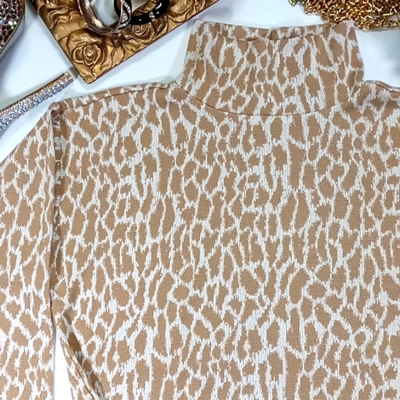 "LOFT" Animal Print XS Earthy Granola Girl Mock Neck Pullover Sweater - Picture 4 of 14